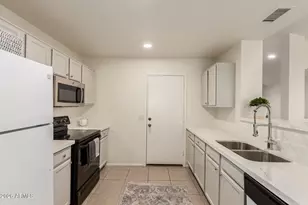 10736 W Turney Ave, Phoenix, AZ 85037 - Photo 3