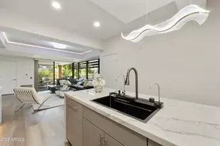 7161 E Rancho Vista Dr, Scottsdale, AZ 85251 - Photo 9