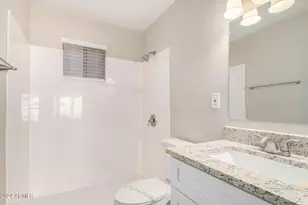 3646 E Glenrosa Ave, Phoenix, AZ 85018 - Photo 9