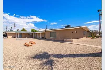 3646 E Glenrosa Avenue #Apt 2, Phoenix, AZ 85018 - Photo 1