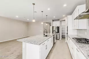 10860 N 188th Dr, Surprise, AZ 85388 - Photo 11