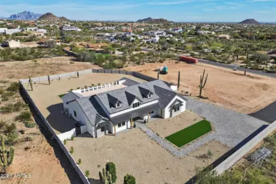 8042 E Palm Lane, Mesa, AZ 85207 - Photo 35