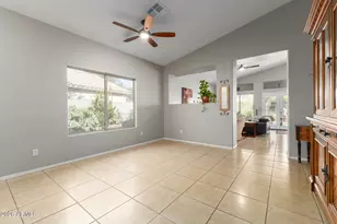 25225 N 40th Ln, Phoenix, AZ 85083 - Photo 7