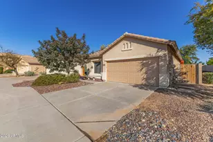 25225 N 40th Ln, Phoenix, AZ 85083 - Photo 3