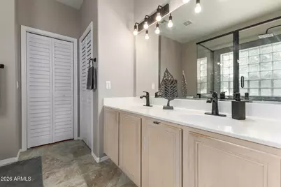 25225 N 40th Lane, Phoenix, AZ 85083 - Photo 21