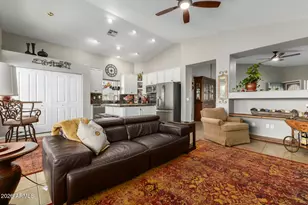 25225 N 40th Ln, Phoenix, AZ 85083 - Photo 11