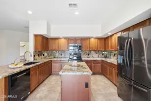 9741 W Black Hill Rd, Peoria, AZ 85383 - Photo 7