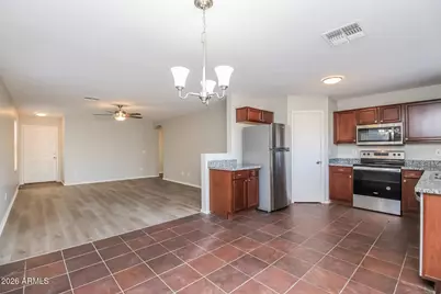 3088 W Belle Avenue, San Tan Valley, AZ 85144 - Photo 5