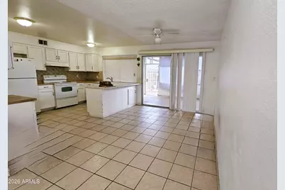 6602 N 46th Avenue, Glendale, AZ 85301 - Photo 7