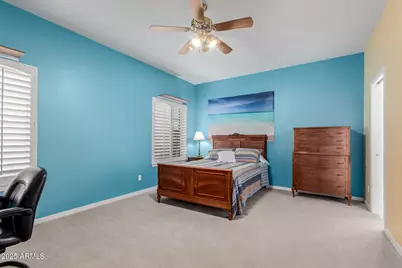 11820 S Warpaint Drive, Phoenix, AZ 85044 - Photo 35