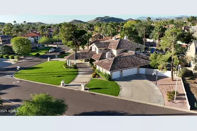 11820 S Warpaint Drive, Phoenix, AZ 85044 - Photo 79