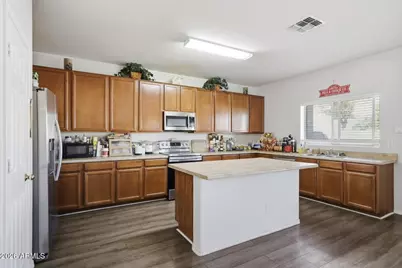 4549 N 111th Drive, Phoenix, AZ 85037 - Photo 9