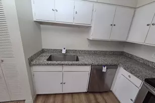 830 S Dobson Rd, Mesa, AZ 85202 - Photo 5