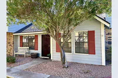 4834 E Kachina Trail #1, Phoenix, AZ 85044 - Photo 1