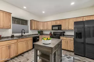 920 E Devonshire Ave, Phoenix, AZ 85014 - Photo 11