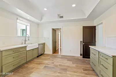 125 E Coronado Road, Phoenix, AZ 85004 - Photo 15