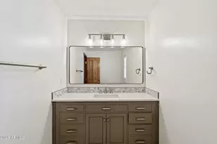 125 E Coronado Rd, Phoenix, AZ 85004 - Photo 29