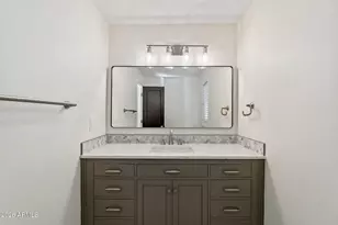 125 E Coronado Rd, Phoenix, AZ 85004 - Photo 33