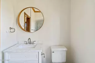 125 E Coronado Rd, Phoenix, AZ 85004 - Photo 23