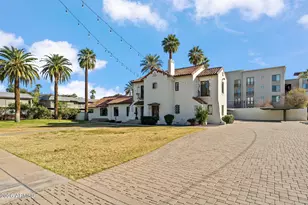 125 E Coronado Rd, Phoenix, AZ 85004 - Photo 3