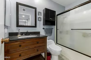 10502 W Roundelay Cir, Sun City, AZ 85351 - Photo 17