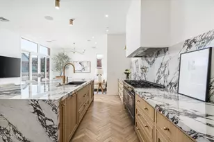 54 W Palm Ln, Phoenix, AZ 85003 - Photo 11