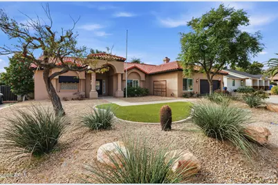 2537 E Lupine Avenue, Phoenix, AZ 85028 - Photo 1