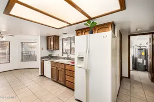 9337 N 111th Dr, Sun City, AZ 85351 - Photo 3