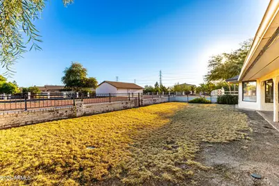 9337 N 111th Drive, Sun City, AZ 85351 - Photo 5