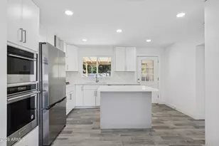 4144 N 36th Street N, Phoenix, AZ 85018 - Photo 3