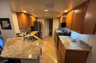 4848 N 36th St, Phoenix, AZ 85018 - Photo 5