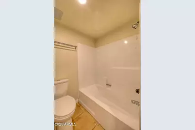 740 W Elm Street #214, Phoenix, AZ 85013 - Photo 7