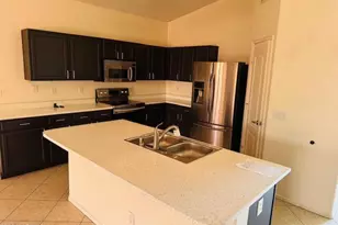 6302 N 69th Dr, Glendale, AZ 85303 - Photo 7