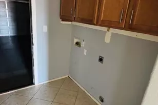 6302 N 69th Dr, Glendale, AZ 85303 - Photo 19