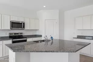 1561 E Glazier Dr, Casa Grande, AZ 85122 - Photo 1