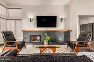 22 E Caroline Ln, Tempe, AZ 85284 - Photo 13