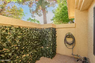 22 E Caroline Ln, Tempe, AZ 85284 - Photo 49