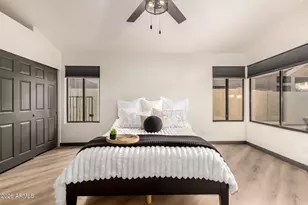 22 E Caroline Ln, Tempe, AZ 85284 - Photo 27