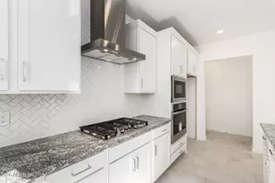 2446 W Maximo Wy, Phoenix, AZ 85085 - Photo 9