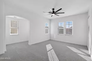 7760 W Bonitos Dr, Phoenix, AZ 85035 - Photo 23