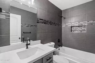 7760 W Bonitos Dr, Phoenix, AZ 85035 - Photo 21