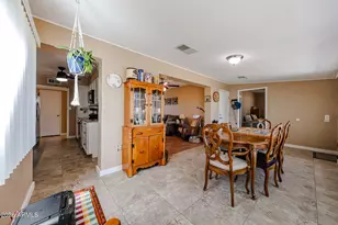 11627 N Desert Hills Dr W, Sun City, AZ 85351 - Photo 5