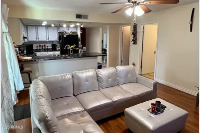 10854 N 42nd Avenue, Phoenix, AZ 85029 - Photo 19