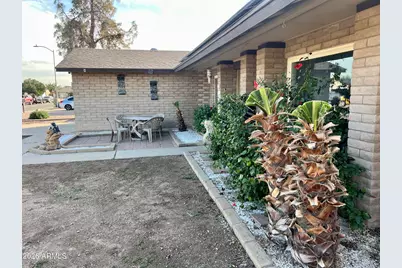 10854 N 42nd Avenue, Phoenix, AZ 85029 - Photo 3