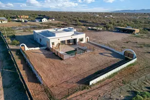 25937 W Ravina Ln, Morristown, AZ 85342 - Photo 37