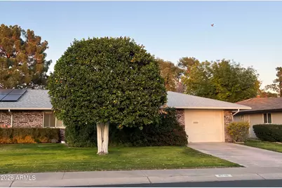 9718 W Oak Ridge Drive, Sun City, AZ 85351 - Photo 1
