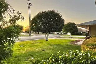 9718 W Oak Ridge Dr, Sun City, AZ 85351 - Photo 31