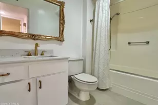 9718 W Oak Ridge Dr, Sun City, AZ 85351 - Photo 13