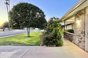 9718 W Oak Ridge Dr, Sun City, AZ 85351 - Photo 39