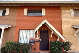 6678 N 43rd Ave, Glendale, AZ 85301 - Photo 1